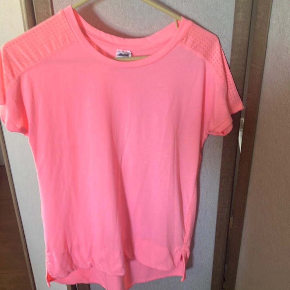 FINAL MARKDOWN Women's avia Top small